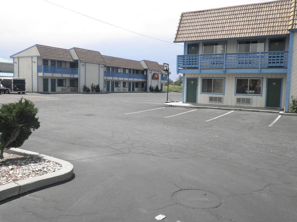 Budget Inn 法伦 外观 照片