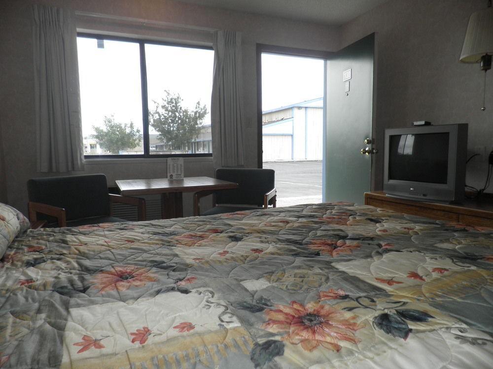 Budget Inn 法伦 外观 照片