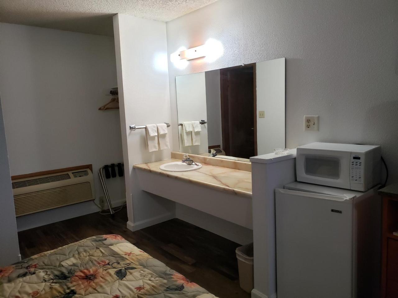 Budget Inn 法伦 外观 照片